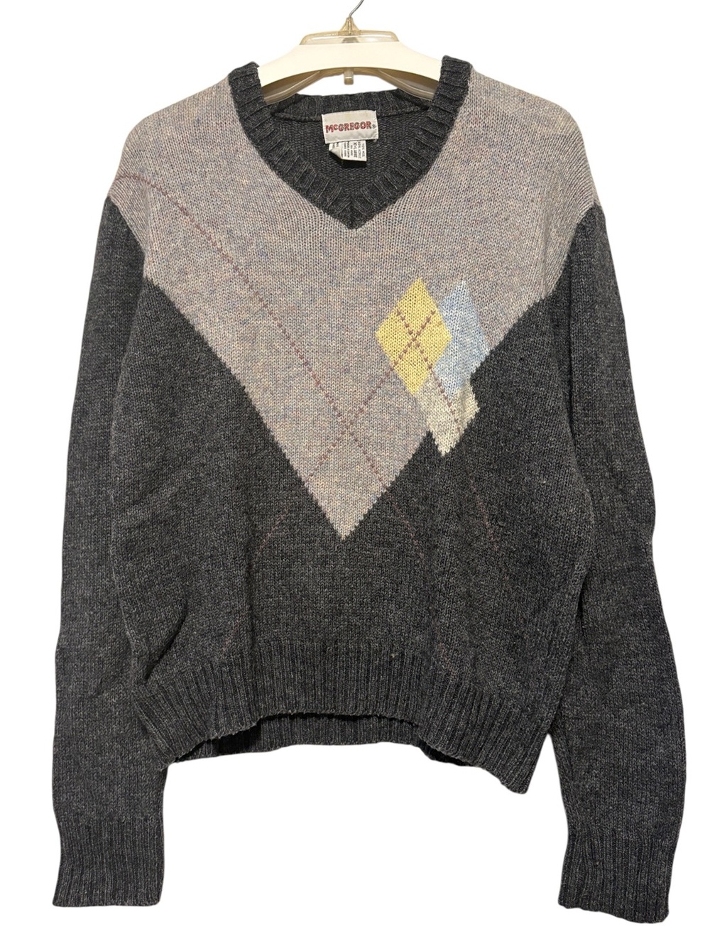 Vintage McGREGOR Wool Argyle V-Neck Sweater Gray Yellow XL 70% Wool